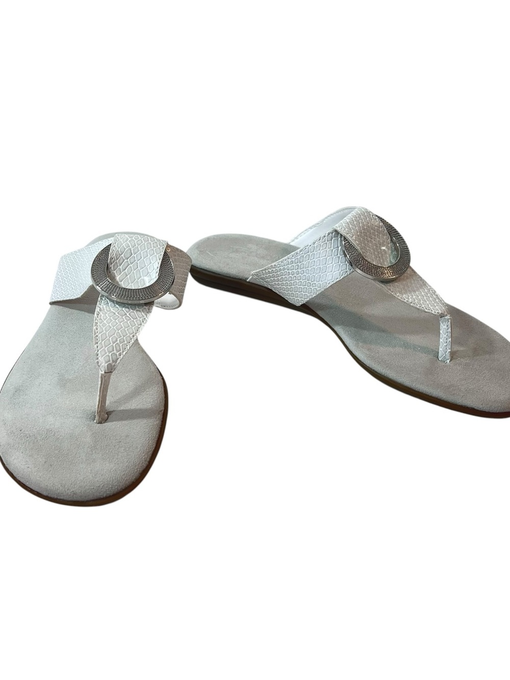 Aerosoles Supper Club Flip Flops Sandals Womens Size 8.5 New White